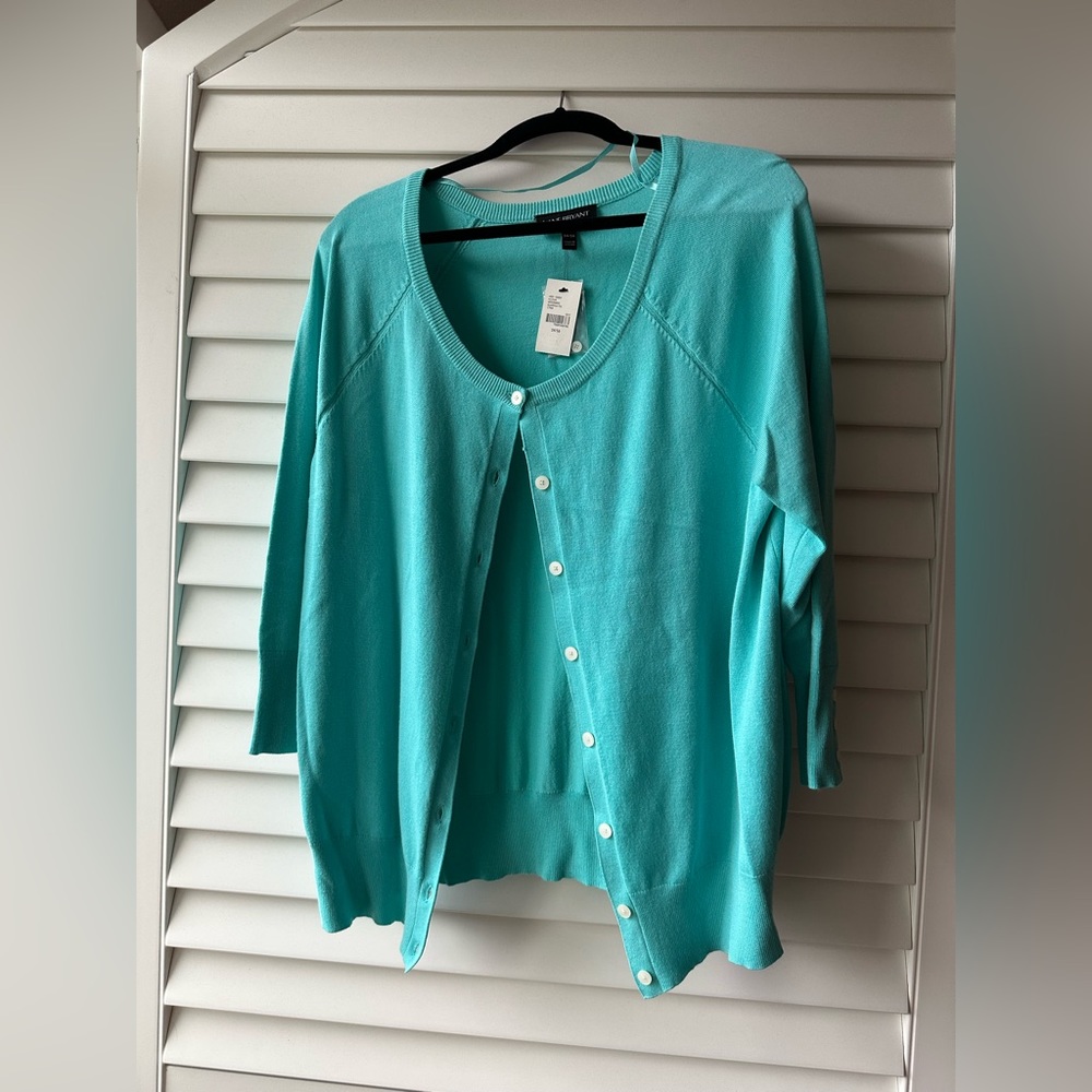 Lane Bryant light blue/aqua cardigan. NWT, button detailing. Size 14/16